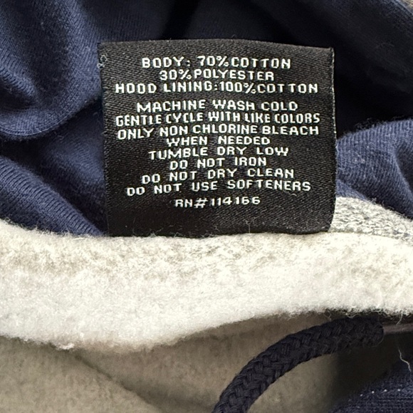 New Hampshire Wildcats Colosseum Arch & Logo Hoodie Heathered Gray EUC S - Picture 4 of 11